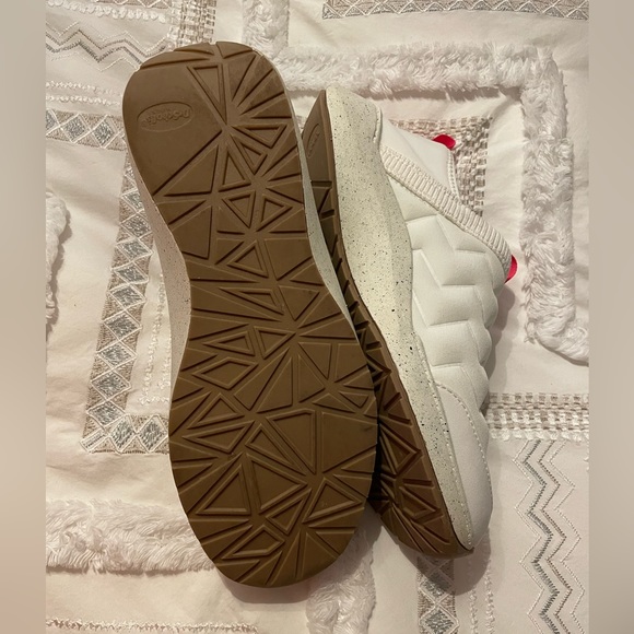 Dr Scholls puffy quilted slip on sneaker - Picture 5 of 9